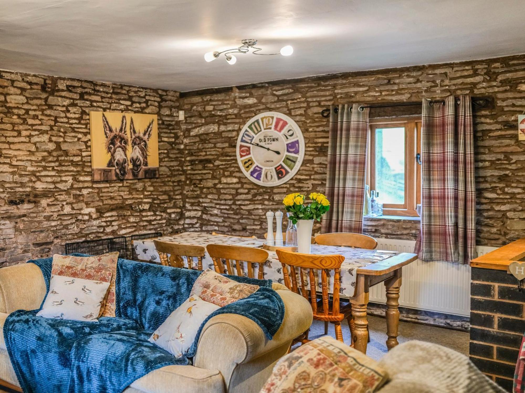 Greig House Farm Villa Llangattock Lingoed Exterior photo