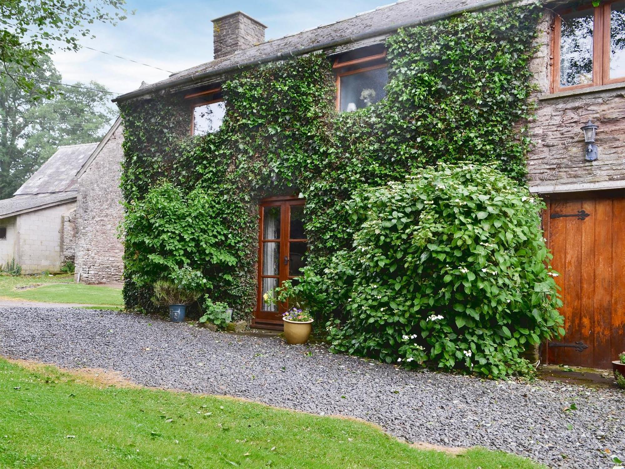 Greig House Farm Villa Llangattock Lingoed Exterior photo